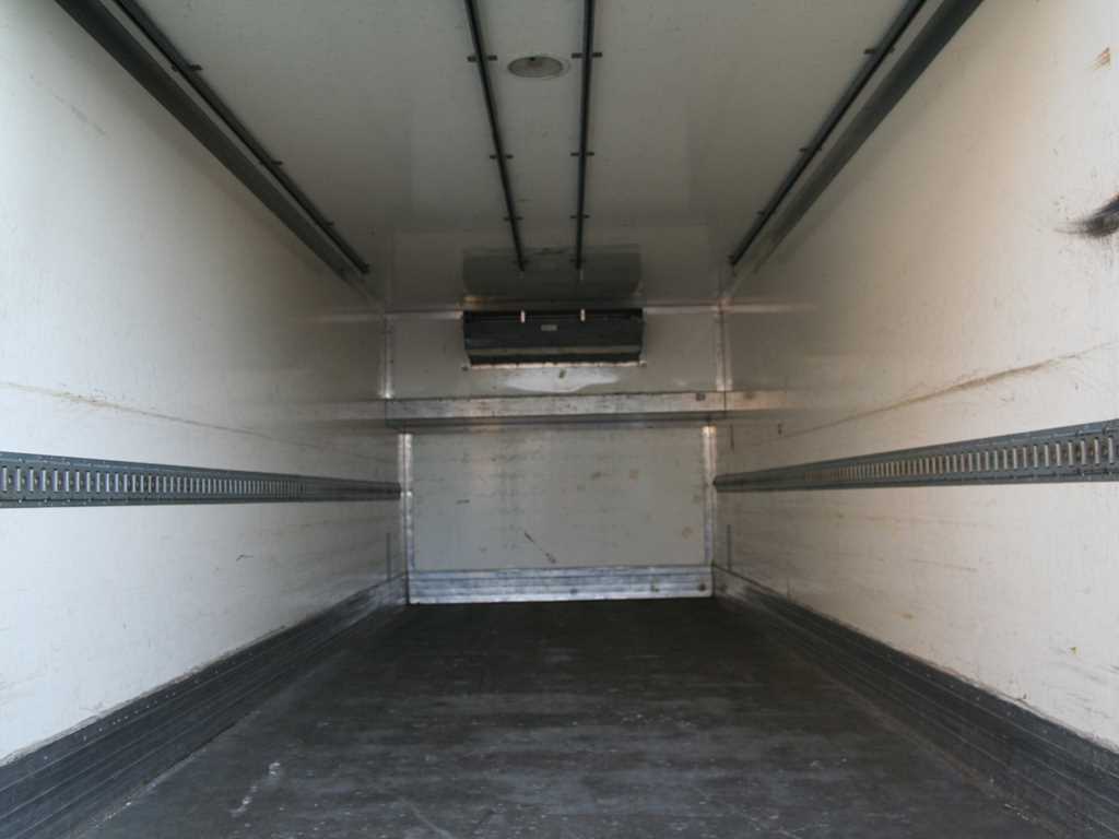 Iveco EUROCARGO ML 120EL22   IZOTHERM