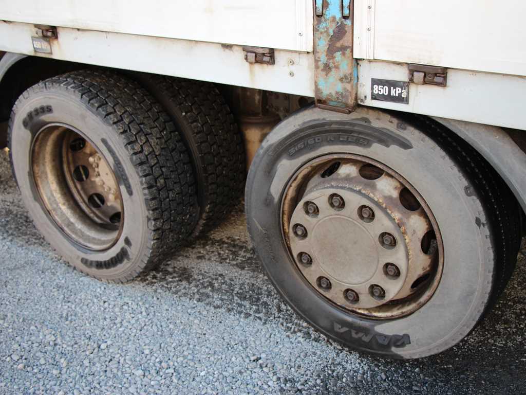 Renault PREMIUM 450 DXi 6X2  VELKOOBJEMOVÁ SOUPRAVA 120 CB