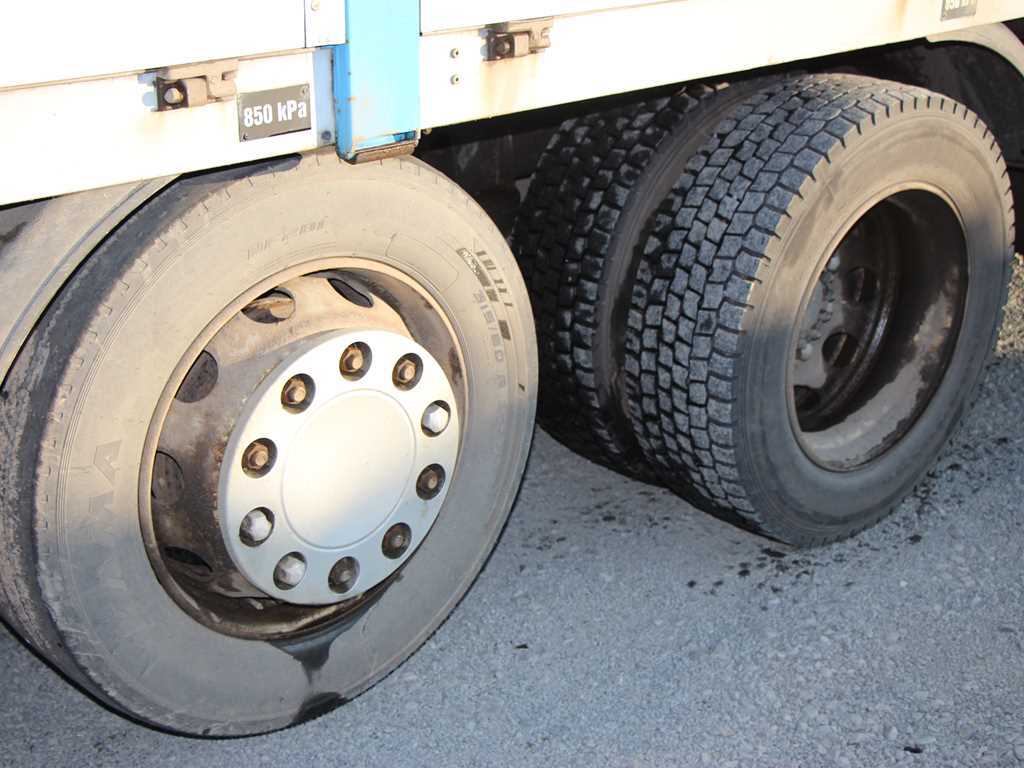 Renault PREMIUM 450 DXi 6X2  VELKOOBJEMOVÁ SOUPRAVA 120 CB
