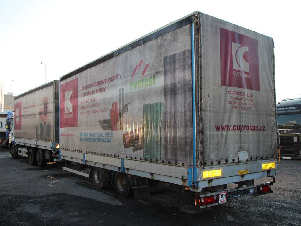 Renault PREMIUM 450 DXi 6X2  VELKOOBJEMOVÁ SOUPRAVA 120 CB