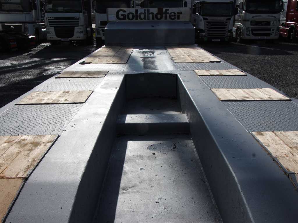 Goldhofer STN-L3-39/80 HYDRAULICKÉ NÁJEZDY