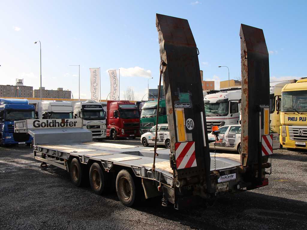 Goldhofer STN-L3-39/80 HYDRAULICKÉ NÁJEZDY