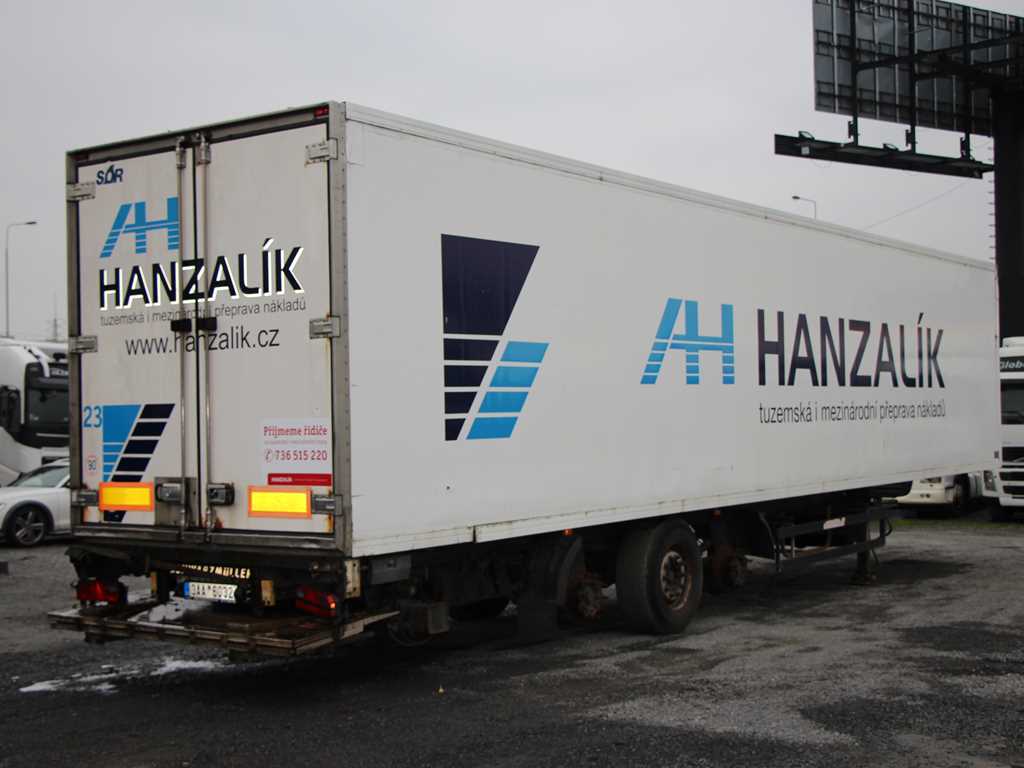 Schwarzmüller KOS Te 3/E  STANDARD, 2x VÝPARNÍK, PŘÍČKA, CARRIER