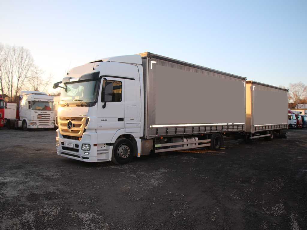 Mercedes-Benz ACTROS 1841 + WECON 1-osý PRŮCHOZÍ SOUPRAVA