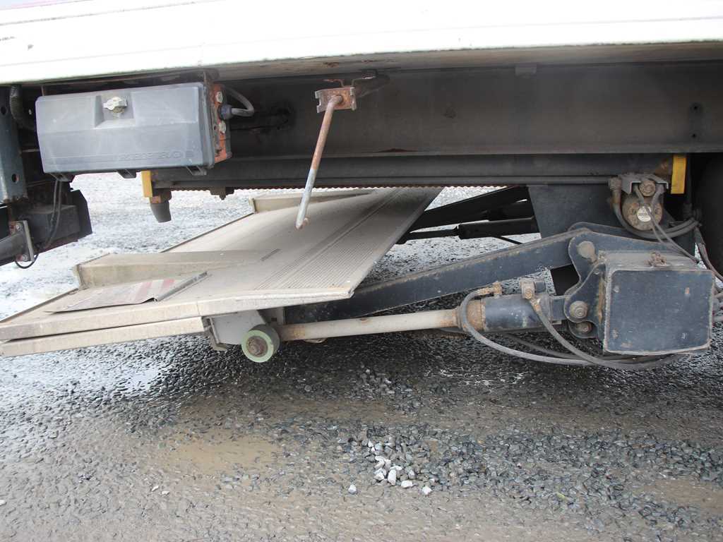 Schwarzmüller KOS T 3/E 2xVÝPARNÍK, PŘÍČKA, ČELO, 380V