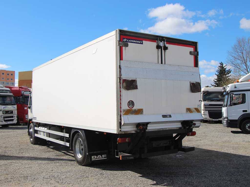 DAF LF 55.300 18t EURO 5 EEV AGREGÁT THERMO KING T 800