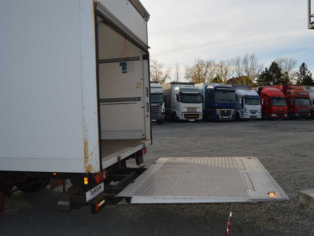 Iveco 75E16 EUROCARGO EURO 5, HYDRAULICKÉ ČELO